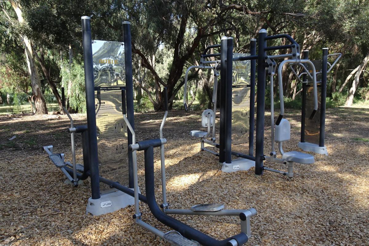 Testosterone Replacement Therapy — What Men Over 40 Need to Know